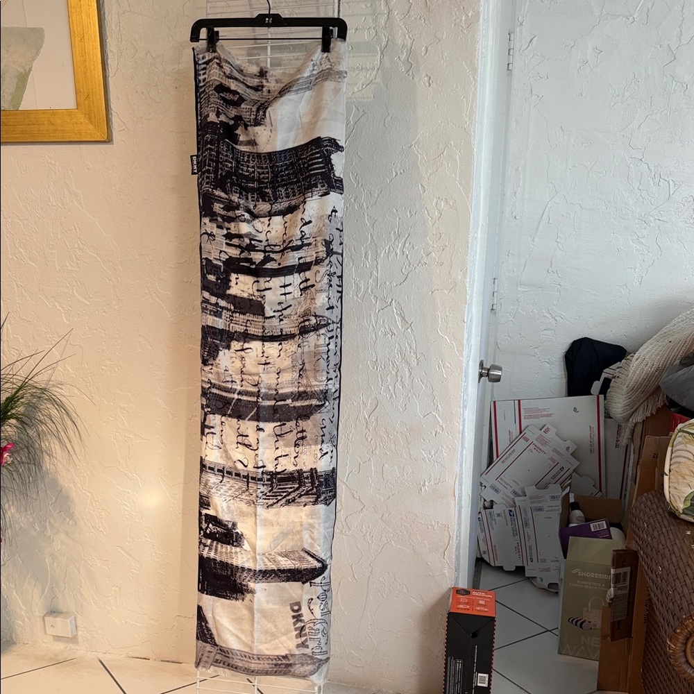 DKNY Black and White Scarf